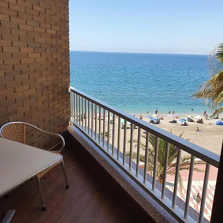 Piso Primera Linea De Playa En El Zapillo * Almeria