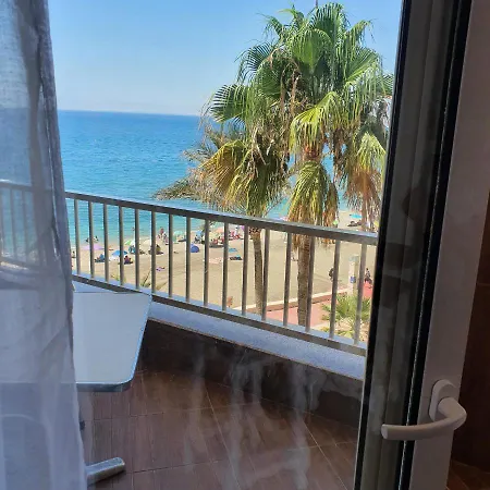 Piso Primera Linea De Playa En El Zapillo